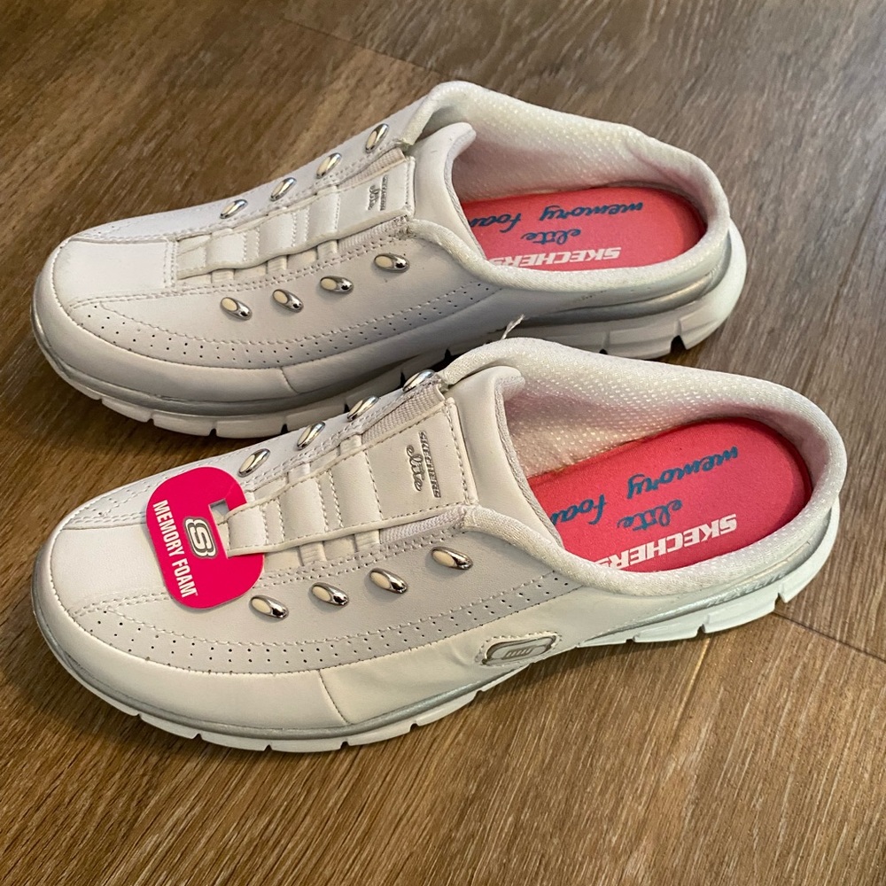 Sketcher slip ons